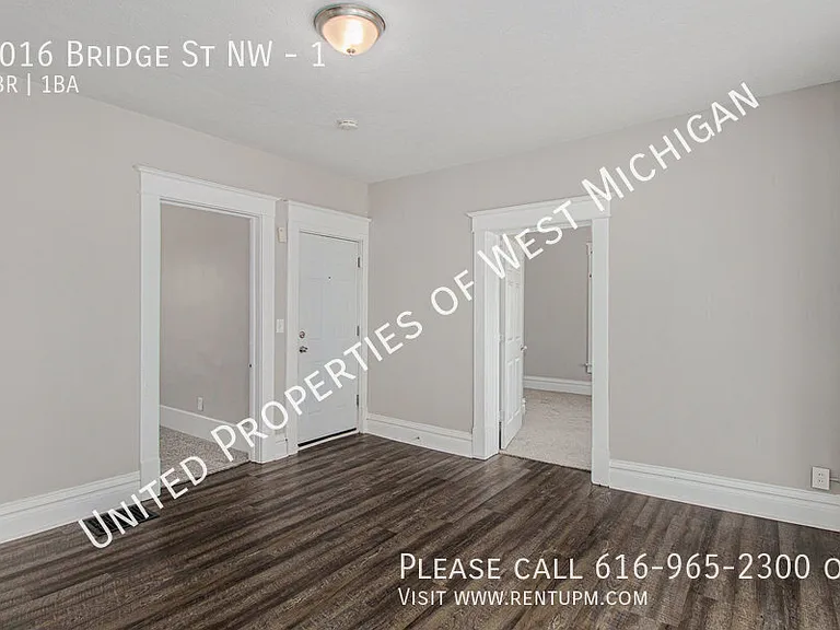 1016 Bridge St NW #1 — Photo 4