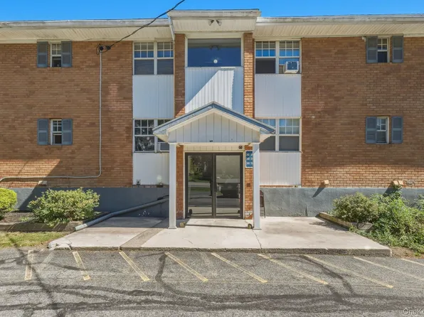 2301 Barclay Manor #23A, Newburgh, NY 12550