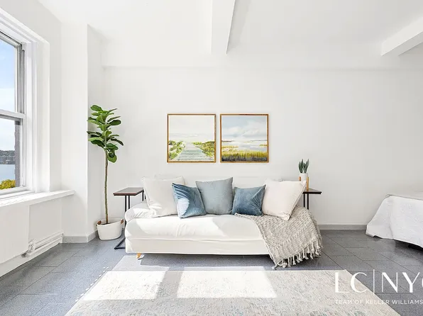 310 Riverside Dr APT 910, New York, NY 10025