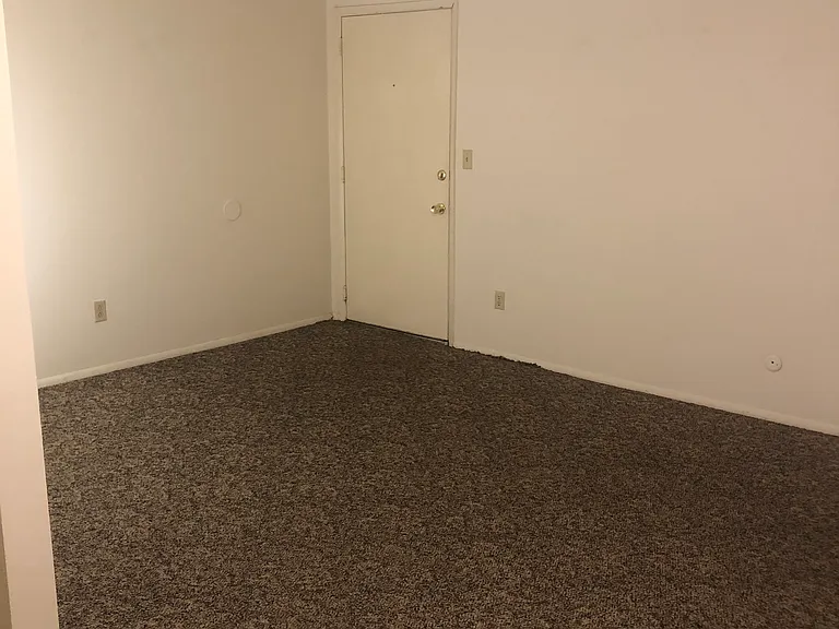 617 S Campbell Ave #16 — Photo 3