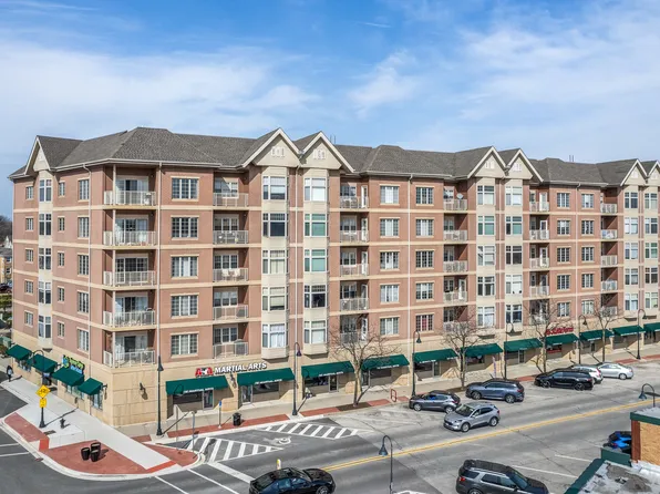 9670 Franklin Ave Unit 604, Franklin Park, IL 60131