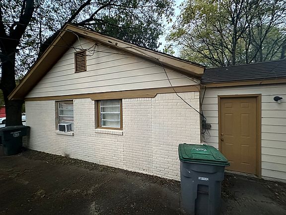 2nd image of 748 Glankler St