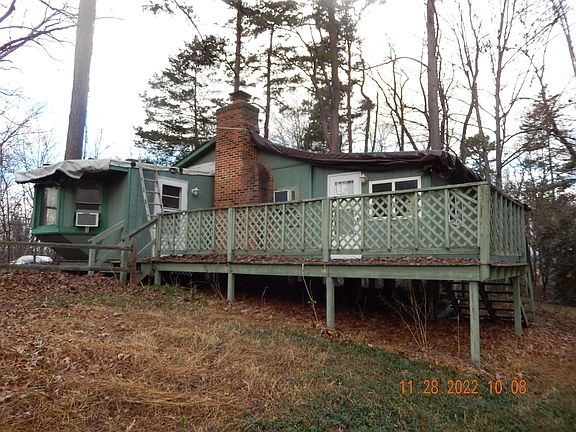 2nd image of 520 Dark Hollow Ln