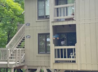 9384 S Lake Ridge Dr #90, Bloomington, IN 47401