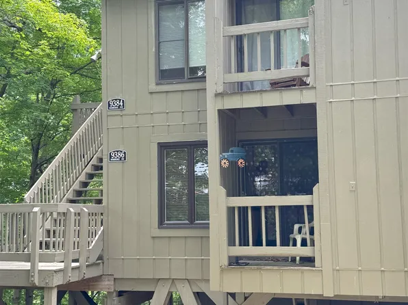 9384 S Lake Ridge Dr #90, Bloomington, IN 47401