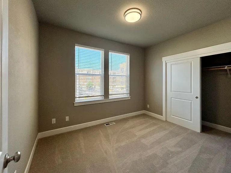 11571 SW Barber St — Photo 55