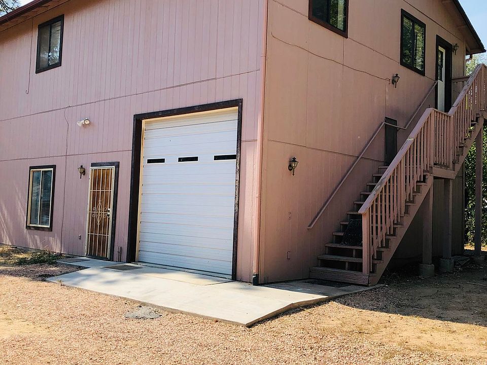 2nd image of 1518 N Shoup St