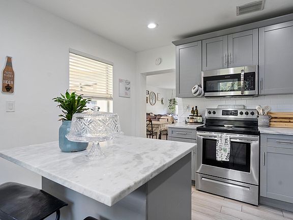 5th image of 2940 NW 25th Street