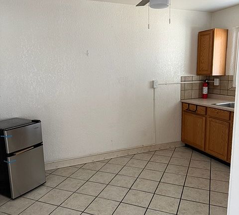 5th image of 32982 Maiden Ln #2