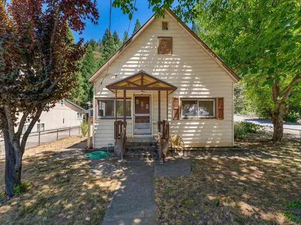 6040 Butterfly Ave, Dunsmuir, CA 96025
