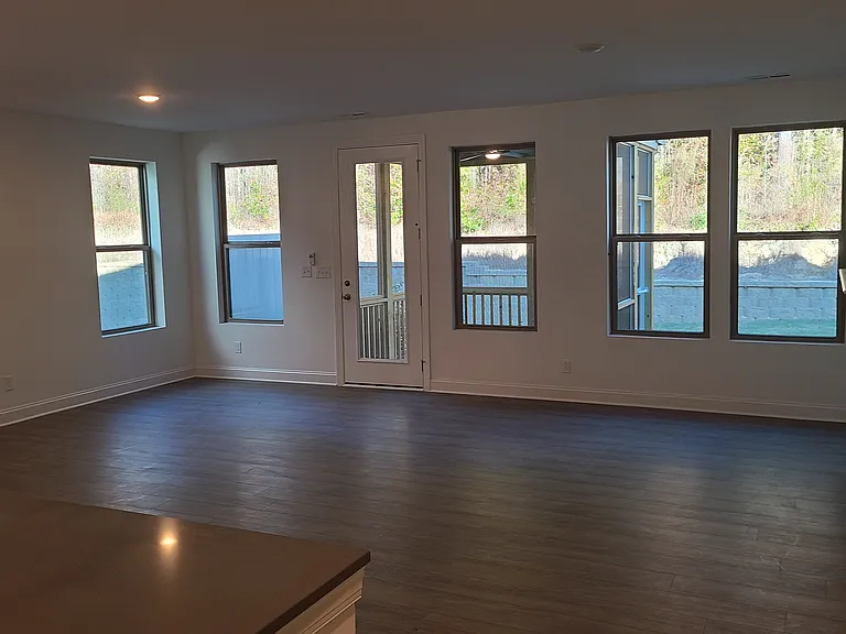 2067 Maggie Valley Dr — Photo 26