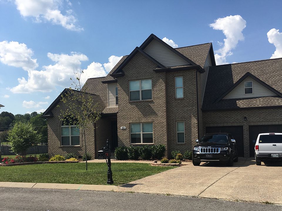 1st image of 308 W Winterberry Trl