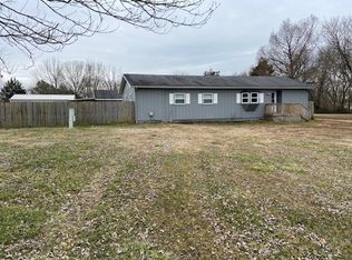 934 Evergreen Ave, Hollister, MO 65672