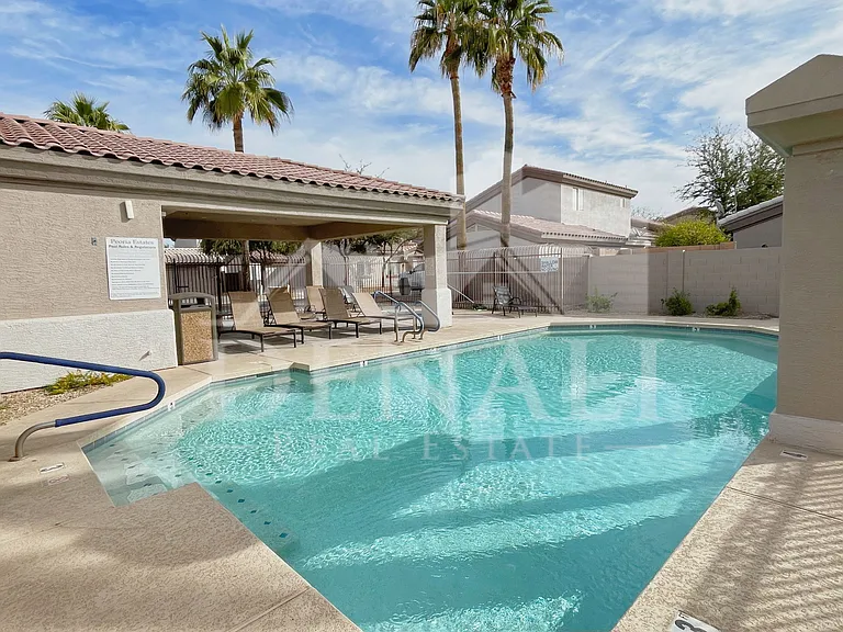 8144 W Beck Ln — Photo 26