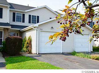 5743 Running Brook Rd, Farmington, NY 14425