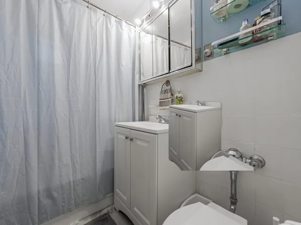 118-66 Metropolitan Avenue image 16 of 16