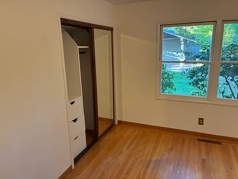 3057 South Ct — Photo 3