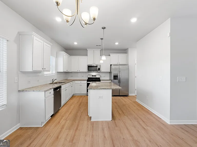 1877 Mitchell Farm Ct — Photo 10