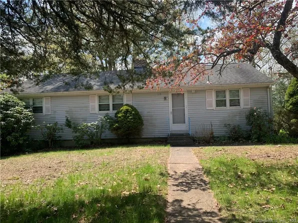 12 Walnut Drive, Montville, CT 06382