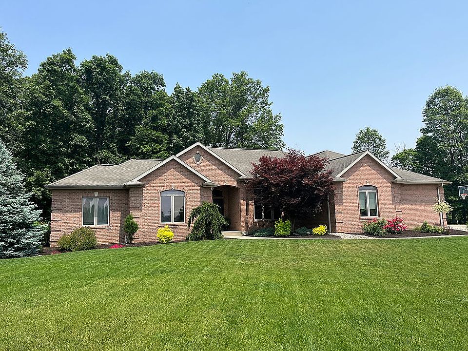 1st image of 2450 Red Oak Ct