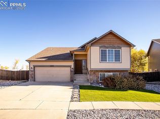 6806 Red Cardinal Loop, Colorado Springs, CO 80908