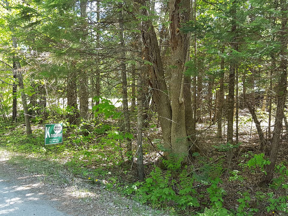 2nd image of 15 Tannery Loop