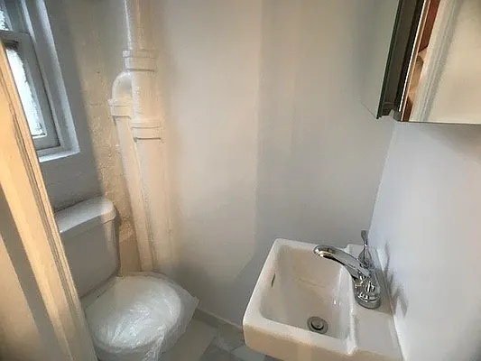 Rented by Waverly Realty Associates | media 6