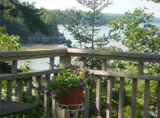 14 Seal Cove Rd, South Bristol, ME 04568