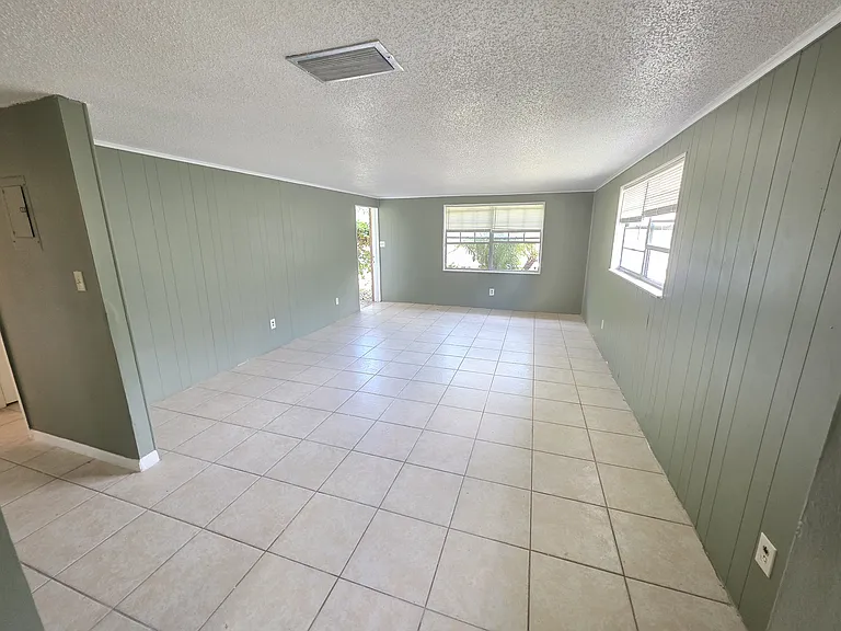 1509 Spitz Ct — Photo 8