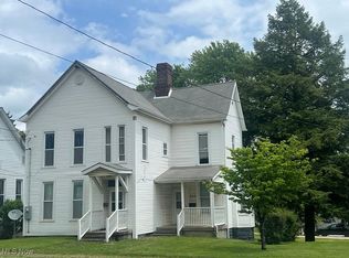 523 N Chestnut St, Barnesville, OH 43713