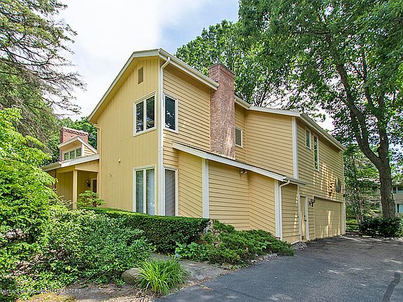 2nd image of 1309 Basswood Cir