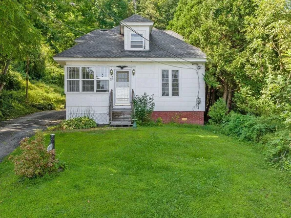11 Hazel Street, Auburn, ME 04210