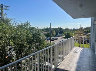 2536 NW 24th St APT 3H, Miami, FL 33142