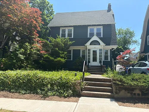 191 Wood St Photo 1