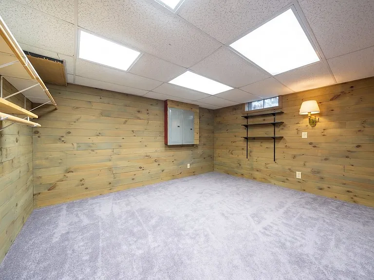 246 Winding Pond Rd — Photo 22