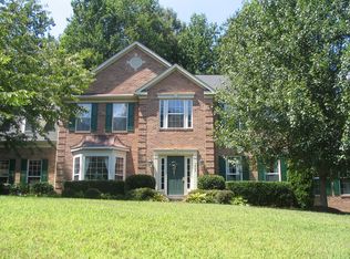 7860 Lynncrest Dr, Manassas, VA 20112