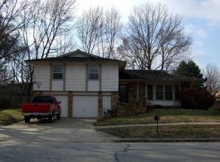 525 Lawrence Ave, Lawrence, KS 66049