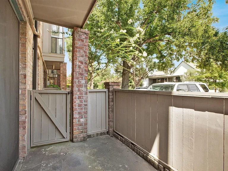 2475 Underwood St #180 — Photo 30