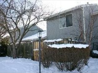 757 Biloxie Ct, Carol Stream, IL 60188