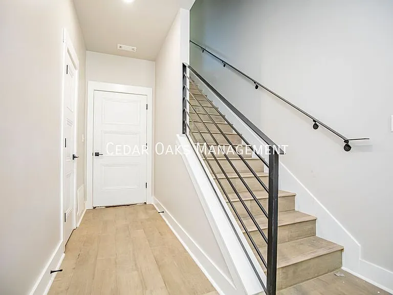 118 E Mountain St #118 — Photo 45
