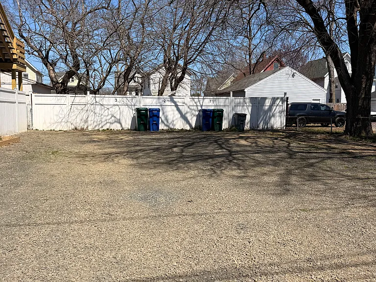 29 Allen St #1 — Photo 12