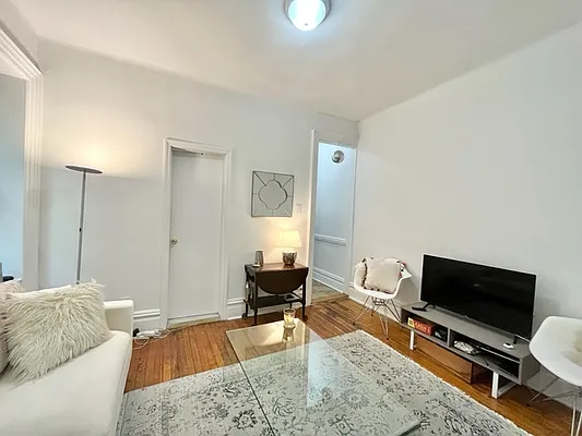 Rented by Best Apartments North Inc | media 12