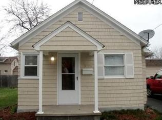 5726 South St, Vermilion, OH 44089