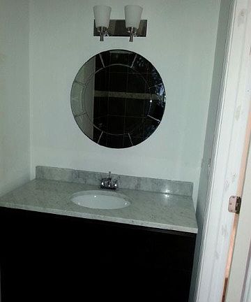 5th image of 5016 S King Dr #2E