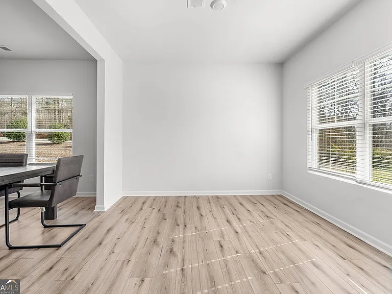 100 Petunia Ct — Photo 6