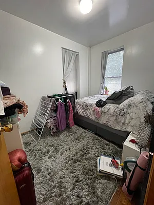 Rented by REAL New York | media 30