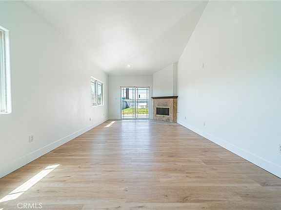 4th image of 3521 Travis Ave