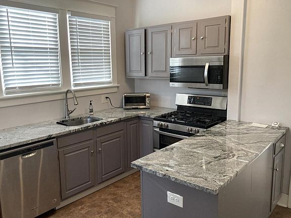 3rd image of 55 Ryckman Ave