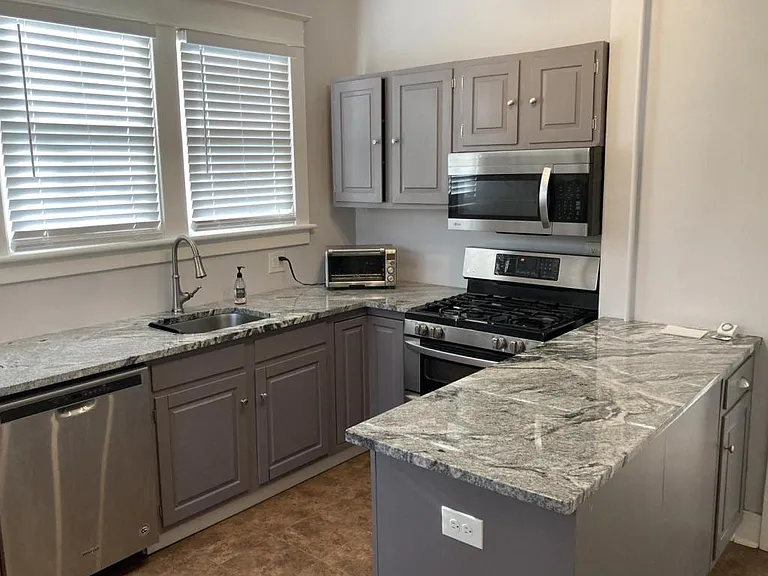 55 Ryckman Ave — Photo 3