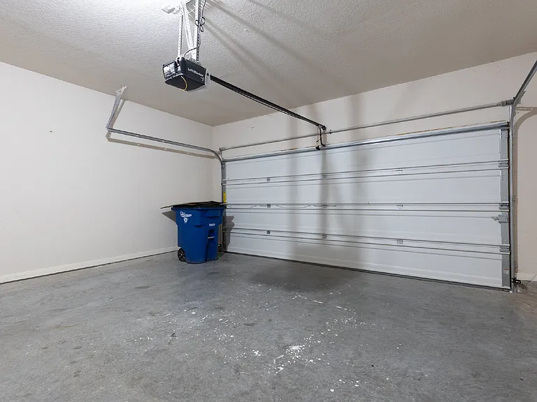 746 Farmers Dell — Photo 27